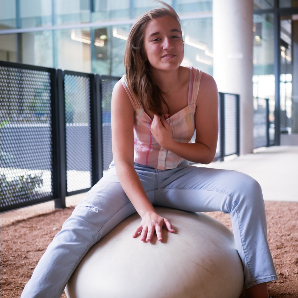 Meet your Posher, Anna
